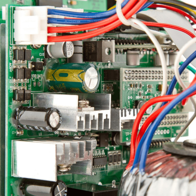 Джерело безперебійного живлення Logicpower LPY- B - PSW-1000VA + (700Вт) 10A/20A